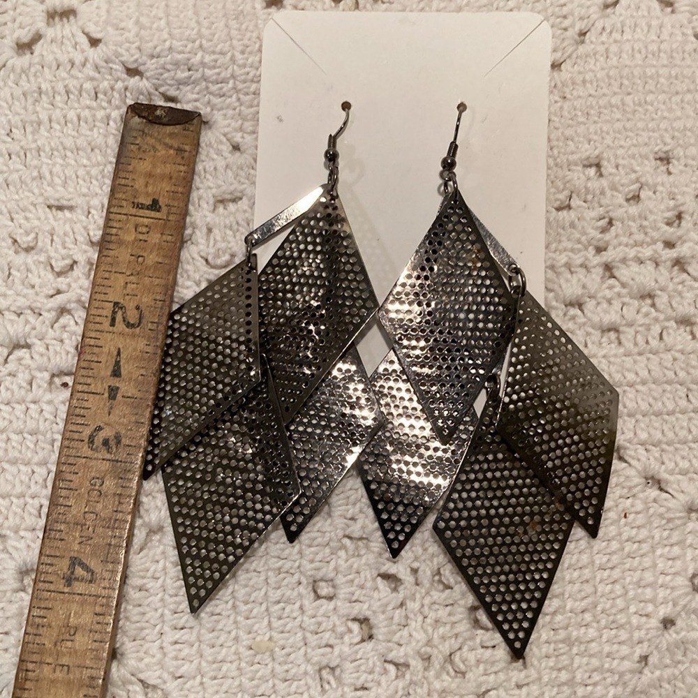 4” dangle metal earrings - Picture 4 of 4